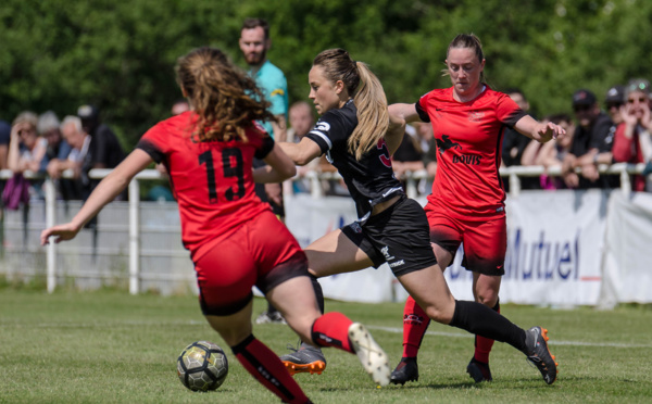 #D1F - J21 : FLEURY sort de la zone de relégation, GUINGAMP y descend