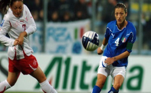 L'Italie poursuit son périple vers le Mondial