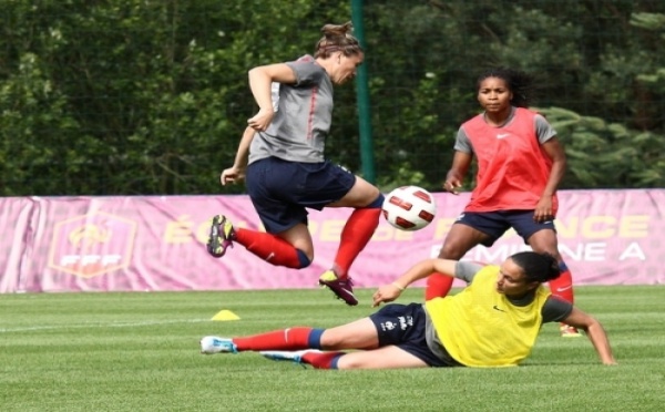 Les Bleues en préparation à Clairefontaine