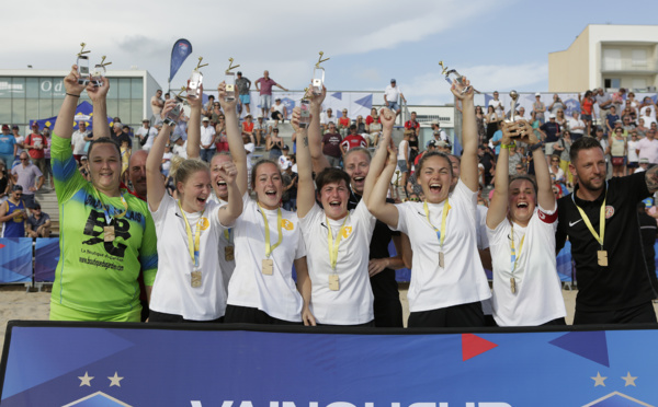 Beach Soccer - Phase finale nationale : GRAND CALAIS FF champion de France 