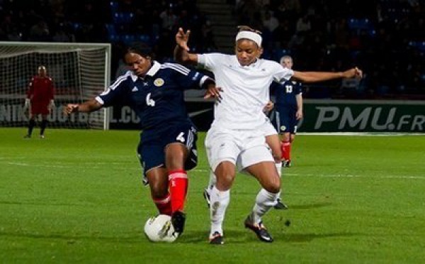 BLEUES - Elodie THOMIS : "Ca nous rend même plus fortes"