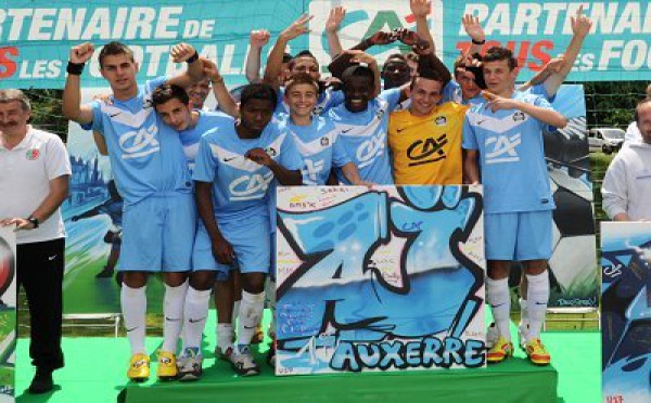 Crédit Agricole MOZAÏC Foot Challenge - Marquez, marquez et passez un WEEK-END à CLAIREFONTAINE...