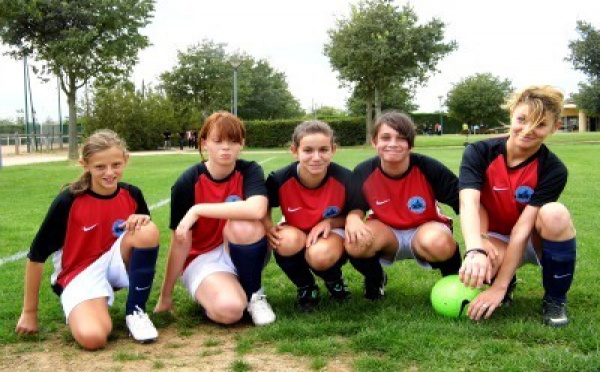 U15 - Dans le Rhône, le FC RIVE DROITE se structure autour des féminines