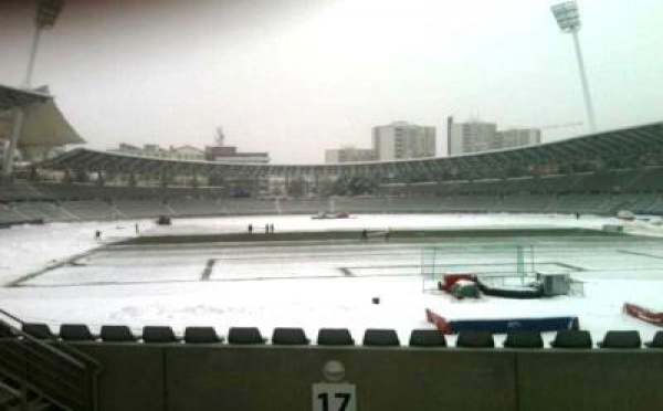 D1 - PSG - TOULOUSE : la neige perturbe l'avant match qui aura bien lieu.