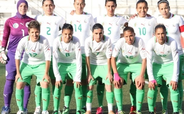 Brèves internationales (VIII) - L'OL reste en tête du classement UEFA, les USA accrochés