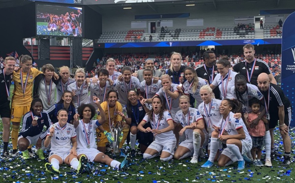 Trophée des Championnes - OL - PSG en apéritif