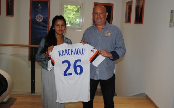 D1 - Premier contrat pro pour Sakina KARCHAOUI