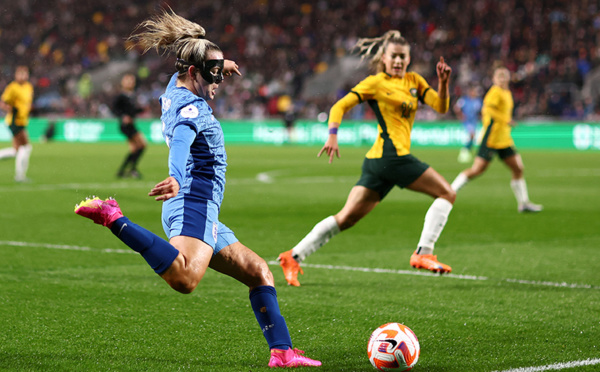 En avril dernier, Lauren Hemp et l'Angleterre s'étaient inclinées devant l'Australie (photo FA)