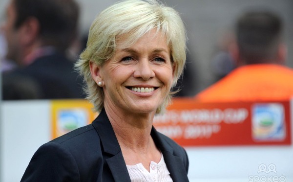 Allemagne - Steffi JONES à la place de Silvia NEID en 2016