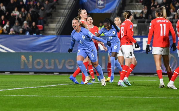 Bleues - La FRANCE maîtrise l'AUTRICHE et se qualifie