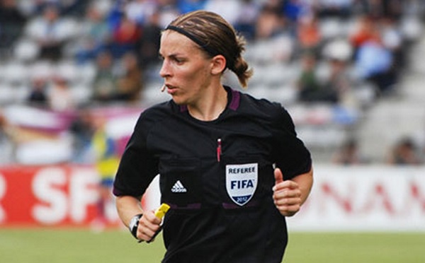 Arbitrage - Stéphanie FRAPPART conserve sa place en Ligue 2