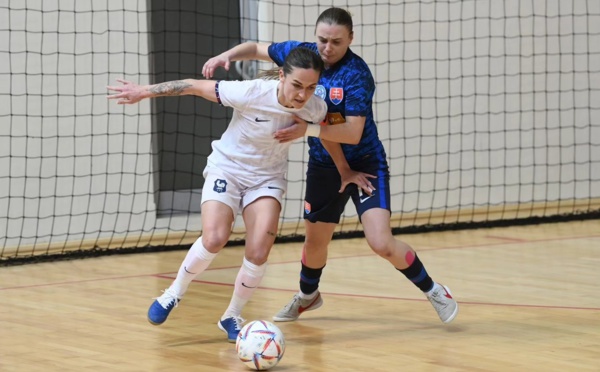 La capitaine Atamaniuk disputait son 6e match international (photo Futsal Slovakia)