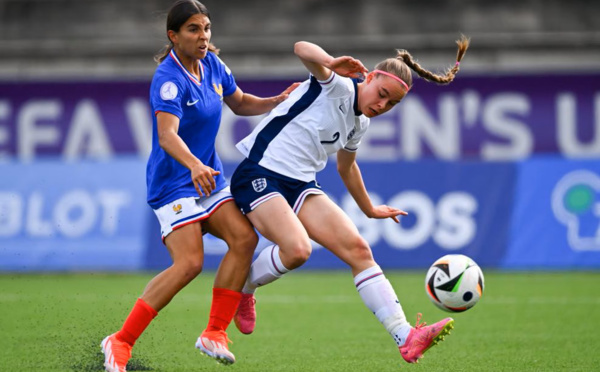 Justine Rouquet a tenté en vain de tromper la gardienne adverse (photo UEFA.com)