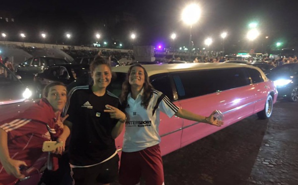 Brèves de D1 (I) - Paris by night, Oparazonie a un avion à prendre, lob et selfies...