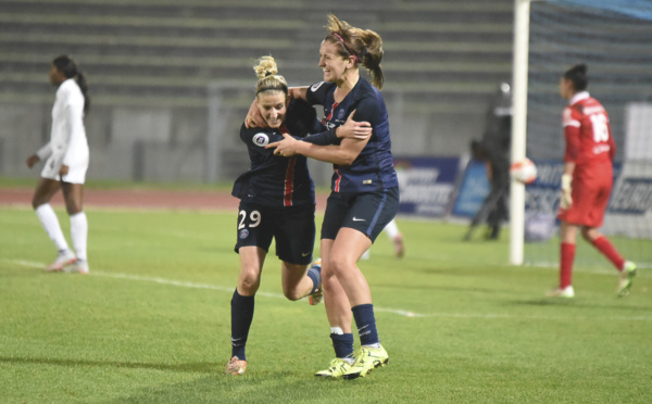 D1 - Lindsay HORAN quitte le PSG