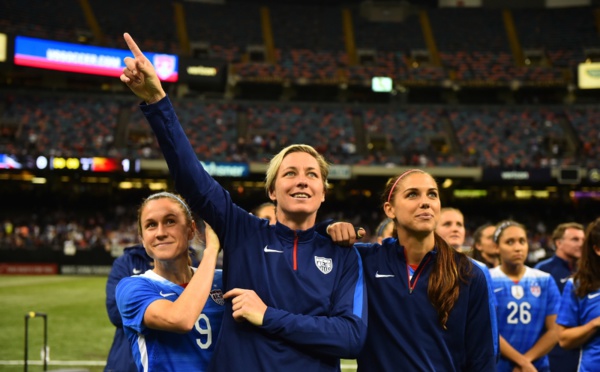 International - Abby WAMBACH tire sa révérence lors d'une défaite des ETATS-UNIS face à la CHINE (0-1)