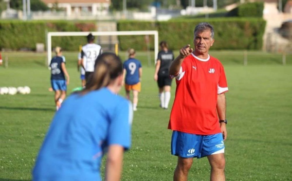 D1 - L'entraîneur Juan PAREDES va quitter SOYAUX à la fin de la saison