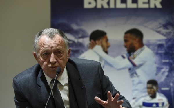 D1 - Jean-Michel AULAS annonce l'arrivée de "joueuses stars"