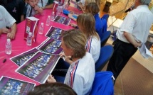 Les Bleues en séance dédicaces Les Bleues en séance dédicaces