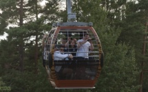 Euro 2013 - Les BLEUES coincées plus d'une heure dans un téléphérique ! Euro 2013 - Les BLEUES coincées plus d'une heure dans un téléphérique !