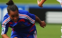 Equipe de France - Inès JAURENA, un nouveau visage chez les Bleues (FFF TV) Equipe de France - Inès JAURENA, un nouveau visage chez les Bleues (FFF TV)