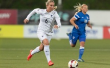 Bleues - Amandine HENRY : "La Coupe du Monde dans un coin de la tête" Bleues - Amandine HENRY : "La Coupe du Monde dans un coin de la tête"