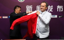 D1 - Bruno BINI à JUVISY avant de partir en CHINE D1 - Bruno BINI à JUVISY avant de partir en CHINE