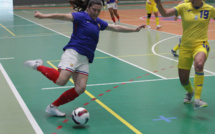 Futsal - Fiona BITTERLIN : "Je n'ai pas trop paniqué quand le ballon est arrivé" Futsal - Fiona BITTERLIN : "Je n'ai pas trop paniqué quand le ballon est arrivé"