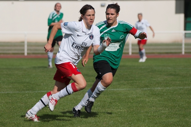 2011_Football_Feminin_Division1_Amical_0063.jpg