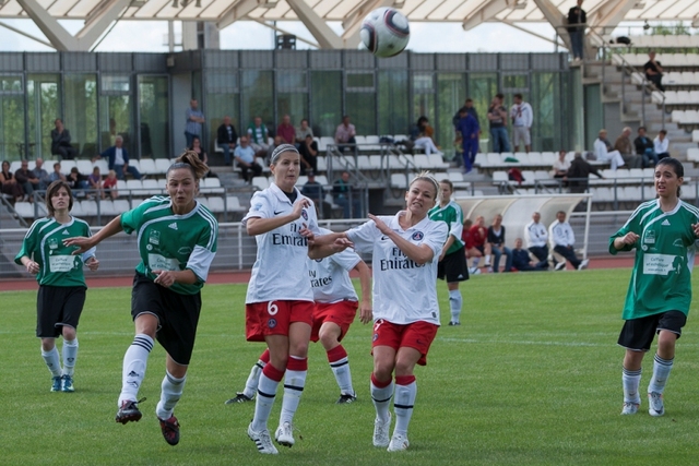 2011_Football_Feminin_Division1_Amical_0044.jpg