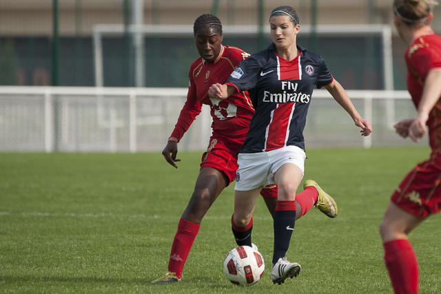 2011_Football_Feminin_Division1_J20_0009.jpg