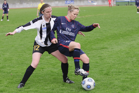 2010_Football_Feminin_Division1_J14_0058.jpg