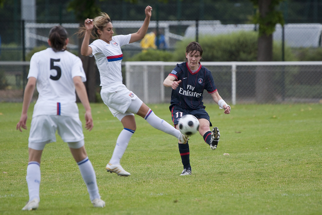 2010_Football_Feminin_Division1_J20_0023.jpg