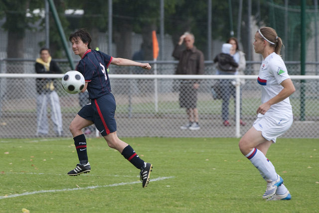 2010_Football_Feminin_Division1_J20_0029.jpg