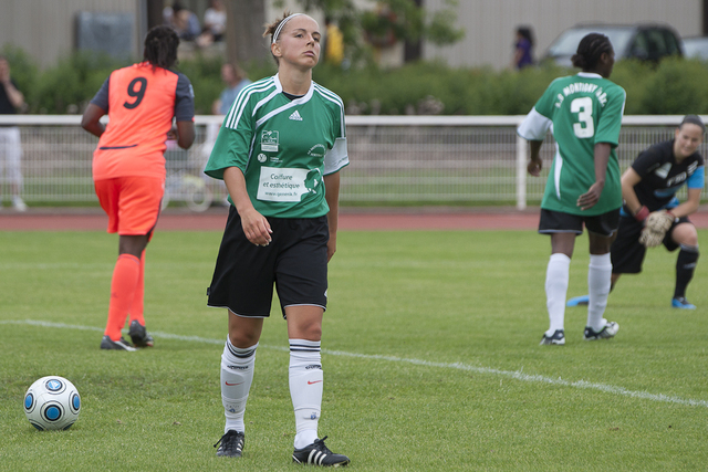 2010_Football_Feminin_Division1_J22_0013.jpg