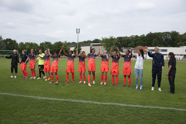 2010_Football_Feminin_Division1_J22_0087.jpg